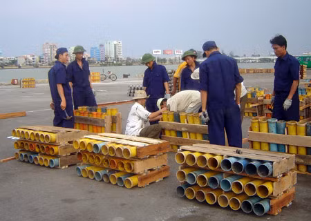 Tất cả pháo đã lên nòng sẵng sàng khai hỏa tỏa sáng trên bầu trời Đà Nẵng.