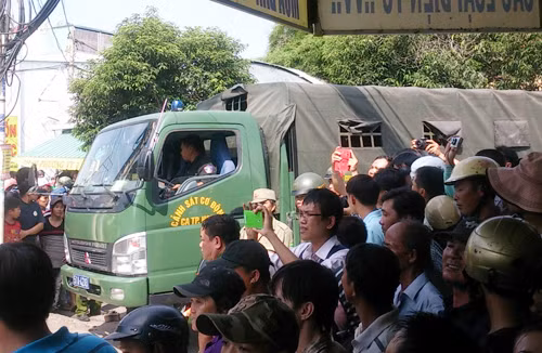 Lực lượng CSCĐ được điều động đến hiện trường.