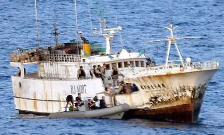 Một chiếc tàu của bọn cướp biển Somali.