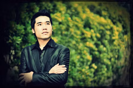 Ca sỹ Tuấn Hiệp.