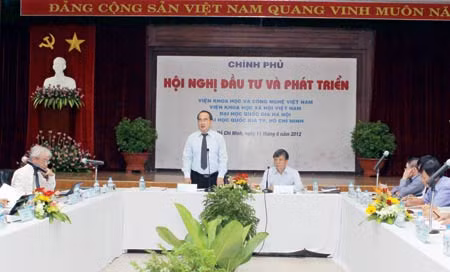 Phó Thủ tướng Nguyễn Thiện Nhân phát biểu tại Hội nghị. Ảnh: TTXVN.