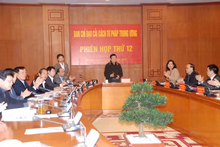 Nâng cao hiệu quả hoạt động điều tra, bảo vệ lợi ích của Nhà nước, tổ chức và cá nhân ảnh 1