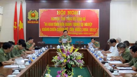 Nghiệm thu đề tài Tổng kết lịch sử "An ninh tỉnh Kiên Giang" ảnh 2