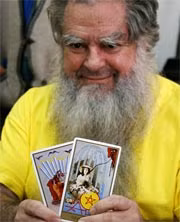 Nhà tiên tri Antonio Vazquez.