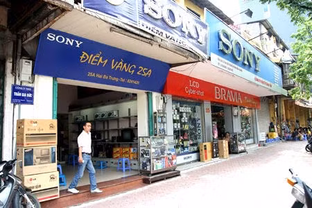 Phố Hàng Bài trong top 10 khu phố đắt nhất thế giới.