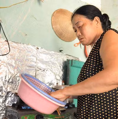Hơn mười năm rồi bà Hường sống trong cô độc và nước mắt.