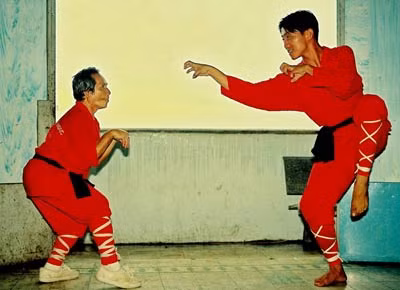 Chưa có ngày nào võ sư Trần Cửu ngừng luyện tập.