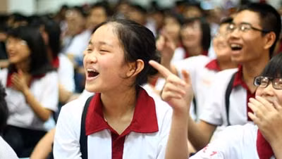 Nhiều học sinh đã khóc trong các buổi lên lớp.