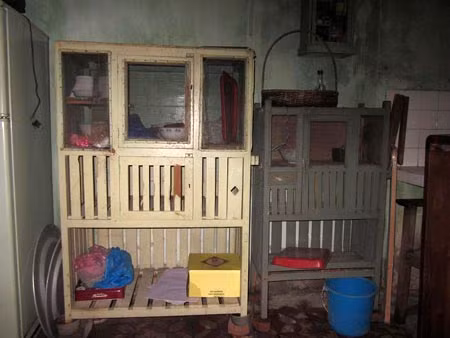Chiếc chạn bát vẫn được bà dùng cho tới phút cuối đời.