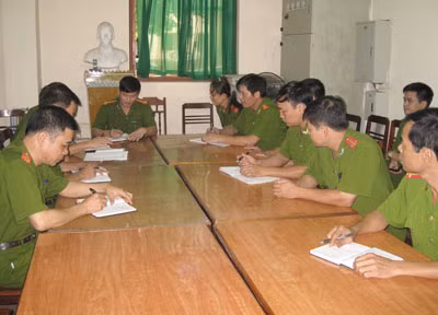 Một buổi giao ban của Phòng CSĐT tội phạm về TTQLKT và CV - Công an tỉnh Thái Nguyên.
