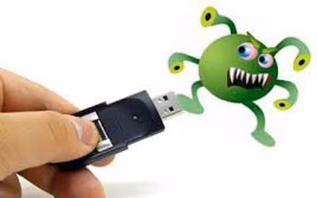 Virus phát tán qua USB rất nhanh.