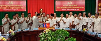Công an tỉnh Đồng Tháp và Công an PrâyVeng ký kết thỏa thuận hợp tác