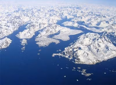 Những khối băng nhỏ thuộc đảo Greenland. Ảnh: digitaljournal.com.
