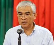 PCT VFF Lê Hùng Dũng: "Các ông bầu phàn nàn trọng tài, nhưng chính các ông bầu làm hư trọng tài".