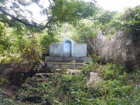 Mộ ông Cồ.