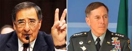 Ông Leon Panetta và Tướng David Petraeus.