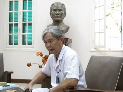 Bác sĩ Tôn Thất Bách: Trung thực từ những việc nhỏ nhất ảnh 1
