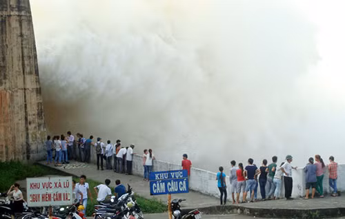 Nghị quyết Quốc hội yêu cầu kiểm tra, xử lý nghiêm các sai phạm về thủy điện.