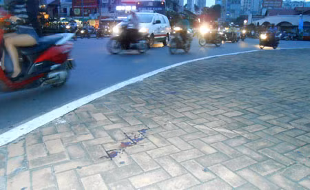 Hiện trường nơi xảy ra vụ dàn cảnh cướp táo tợn.