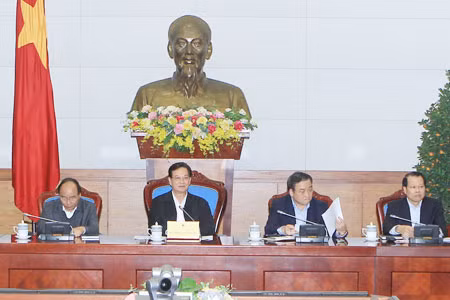 Thủ tướng Nguyễn Tấn Dũng chủ trì cuộc họp Thường trực Chính phủ. Ảnh: TTXVN.