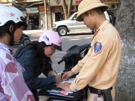 Công an thành phố, Sở GTVT TP Hà Nội phải chỉ đạo các lực lượng chức năng đẩy mạnh các hoạt động tuần tra, kiểm soát. Ảnh minh họa.