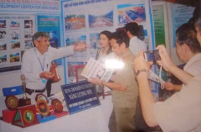 Ông Trương Gặp tại Chợ công nghệ Việt Nam ASEAN +3 tại Thủ đô Hà Nội tháng 9/2009.