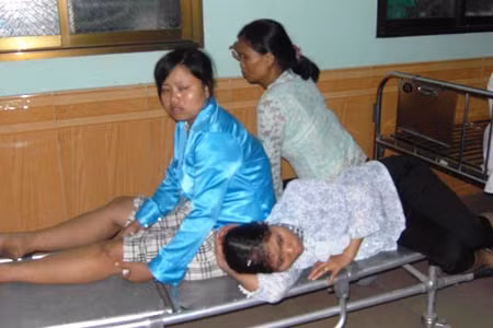 Các nạn nhân được cấp cứu tại Bệnh viện 115.