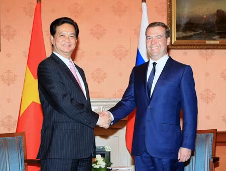 Thủ tướng Nguyễn Tấn Dũng và Thủ tướng D. Medvedev hội đàm hẹp. Ảnh: TTXVN.