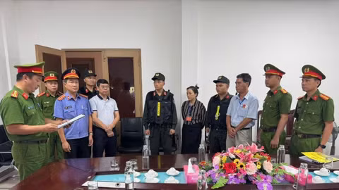 Khởi tố 7 đối tượng trong vụ lập khống chứng từ, chiếm đoạt hơn 1,7 tỷ đồng