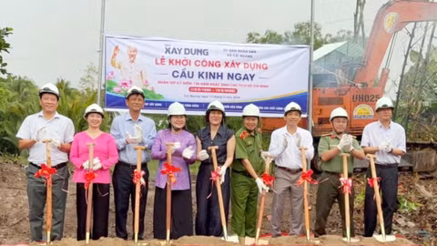 Hội Cựu Công an nhân dân Việt Nam kết nối, khởi công xây dựng cầu Kinh Ngay tại Vĩnh Long