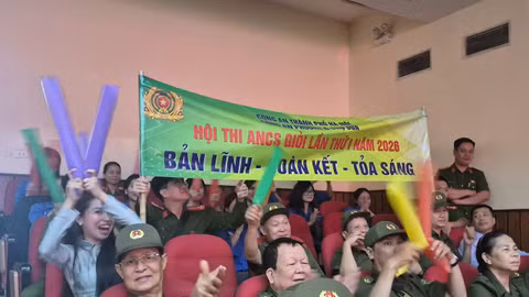  Sân khấu hóa hoạt động lực lượng bảo vệ an ninh, trật tự ở cơ sở 