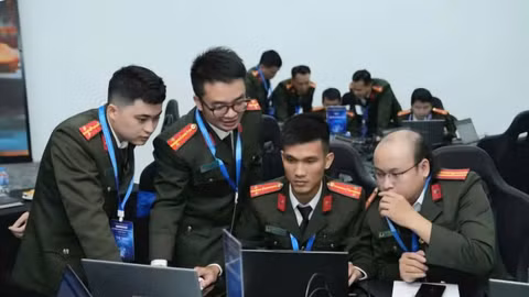 Công an Lạng Sơn xử lý nghiêm các hành vi phạm pháp trên không gian mạng