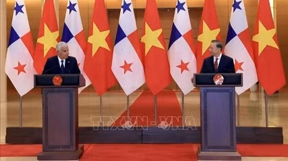 Tổng Bí thư, Chủ tịch nước Tô Lâm và Tổng thống Panama gặp gỡ báo chí sau hội đàm