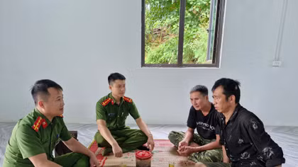 “Người ở bản” và hành trình gieo niềm tin giữa đại ngàn Xứ Thanh