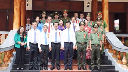 Trưởng Ban Tổ chức Trung ương dự Ngày hội toàn dân bảo vệ ANTQ tại Cần Thơ