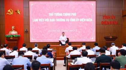 Thủ tướng: Phát huy hào khí Điện Biên Phủ, tạo những kỳ tích mới trong phát triển