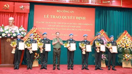 Thêm 7 sĩ quan Công an đi gìn giữ hoà bình Liên hợp quốc