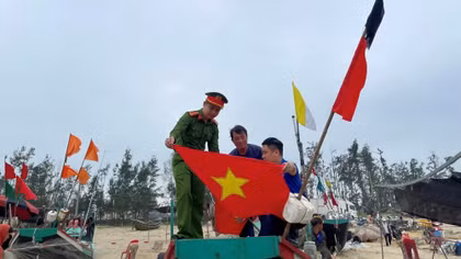 Hà Tĩnh nỗ lực chống khai thác IUU, quyết tâm gỡ "thẻ vàng"
