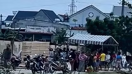 Hai em nhỏ tử vong khi tắm biển