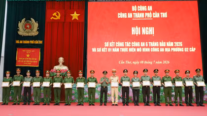 Kiến tạo môi trường an ninh, an toàn phục vụ phát triển kinh tế - xã hội