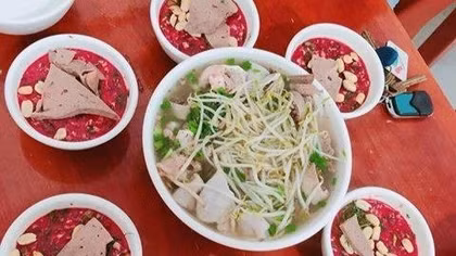 Người đàn ông bị phù não nguy kịch sau 4 ngày ăn tiết canh 