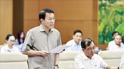 Tạo hành lang pháp lý vững chắc để bảo vệ cán bộ dám nghĩ, dám làm