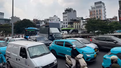 Đầu tuần, Hà Nội đứng thứ 3 thế giới về ô nhiễm không khí 