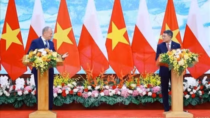 Thủ tướng Ba Lan kết thúc tốt đẹp chuyến thăm chính thức Việt Nam