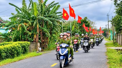 Giữ bình yên từ những xóm biển