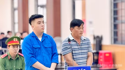 Lừa đảo chiếm đoạt 7,6 tỷ đồng, hai thanh niên lĩnh 17 năm tù