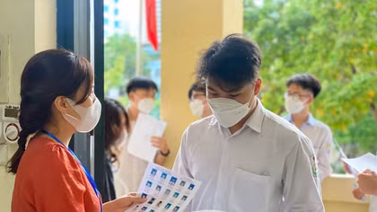 Yêu cầu hỗ trợ kịp thời thí sinh bị ốm, tai nạn 
