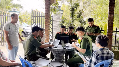 Các Tổ công tác thuộc Công an tỉnh An Giang rà soát, kiểm tra các công trình, lều, lán, trại xây dựng trái phép; các cơ sở cho thuê lưu trú trên địa bàn đặc khu Phú Quốc.