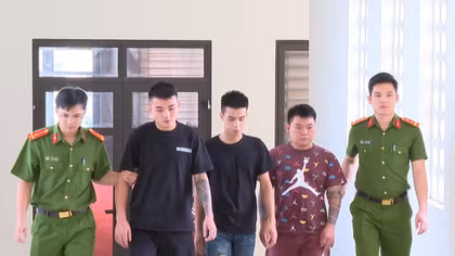 Lấy cớ va quệt giao thông để cưỡng đoạt tiền