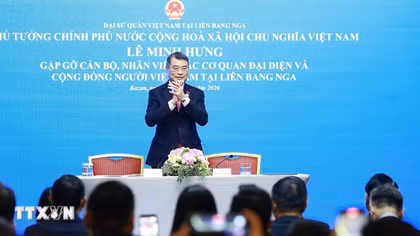 Thủ tướng Lê Minh Hưng gặp cộng đồng người Việt Nam tại Nga
